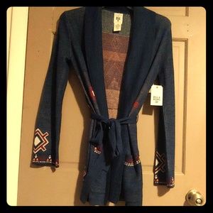 Billabong wrap sweater